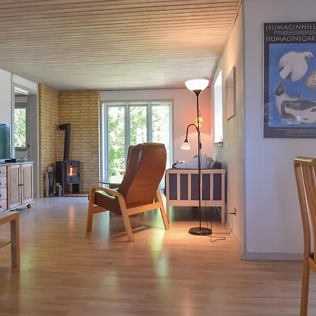 Three-bedroom Holiday In * Nordenbro Vesteregn